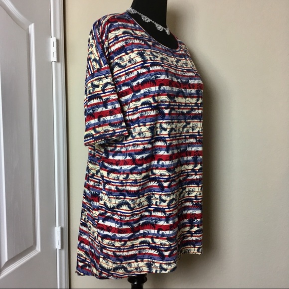 NWT LuLaRoe AMERICANA Irma Tunic Top - Picture 2 of 6
